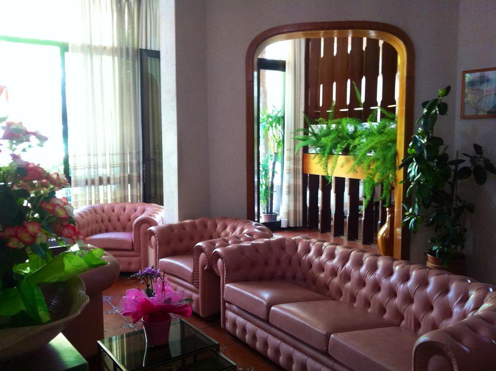 Meuble Lariana Hotel Bellaria-Igea Marina Esterno foto